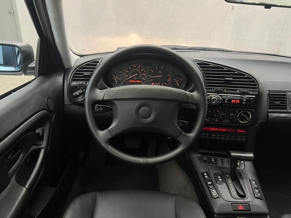 Foto número 281472 do veiculo