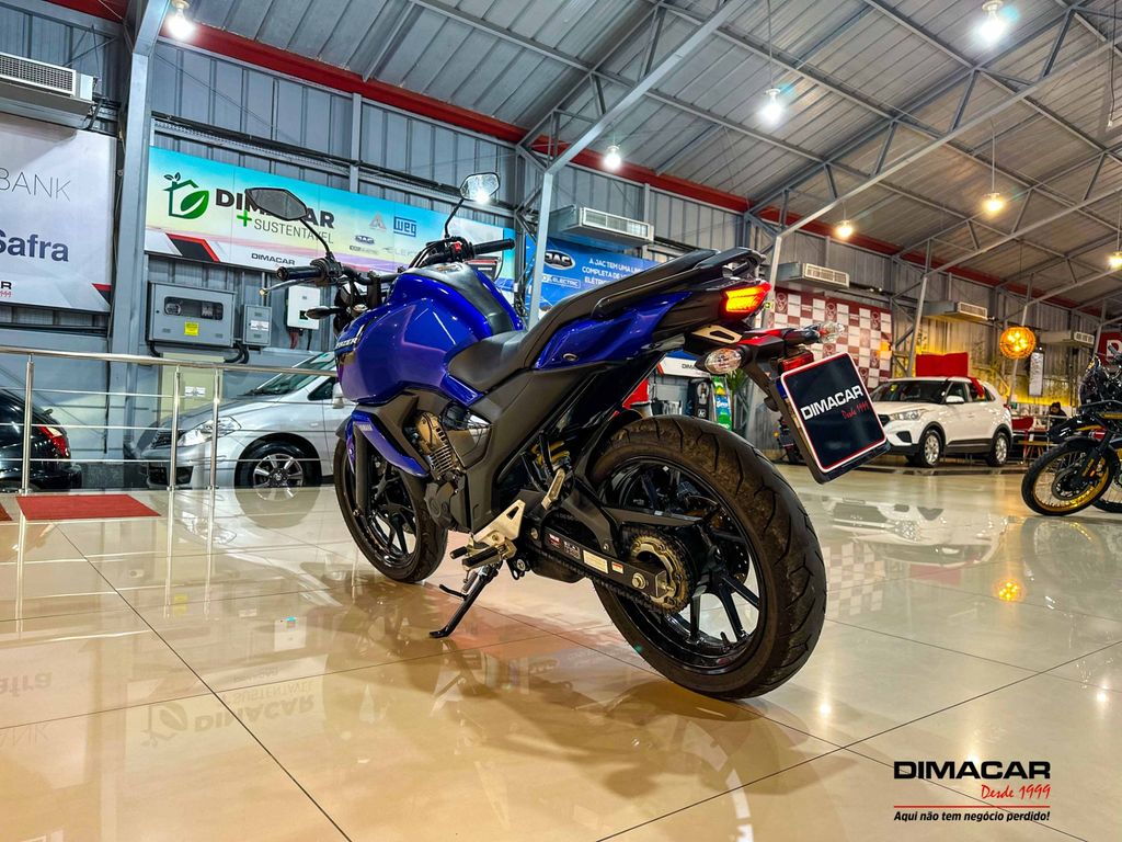 Foto número 321757 do veiculo