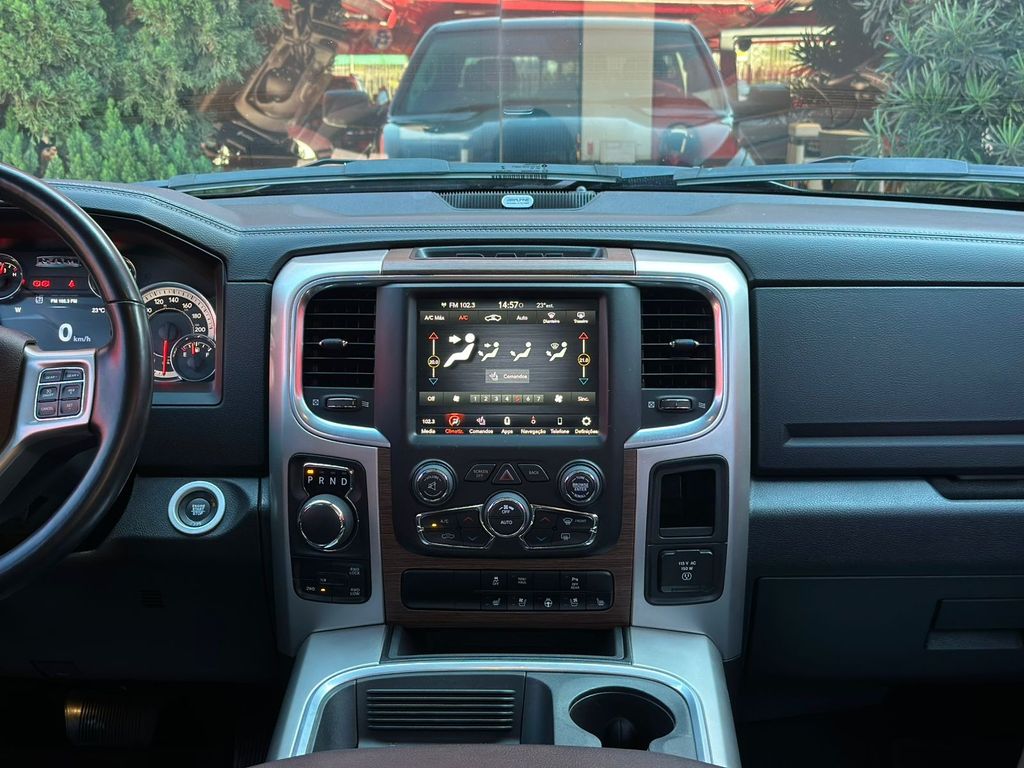 Foto número 337857 do veiculo