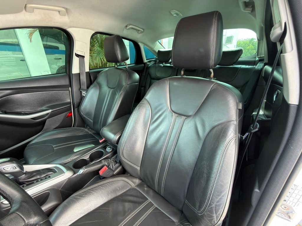 Foto número 336685 do veiculo