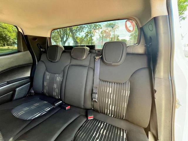 Foto número 304900 do veiculo