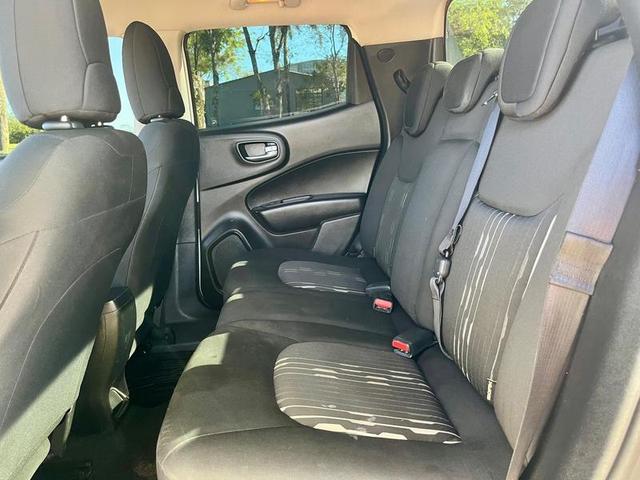 Foto número 304899 do veiculo