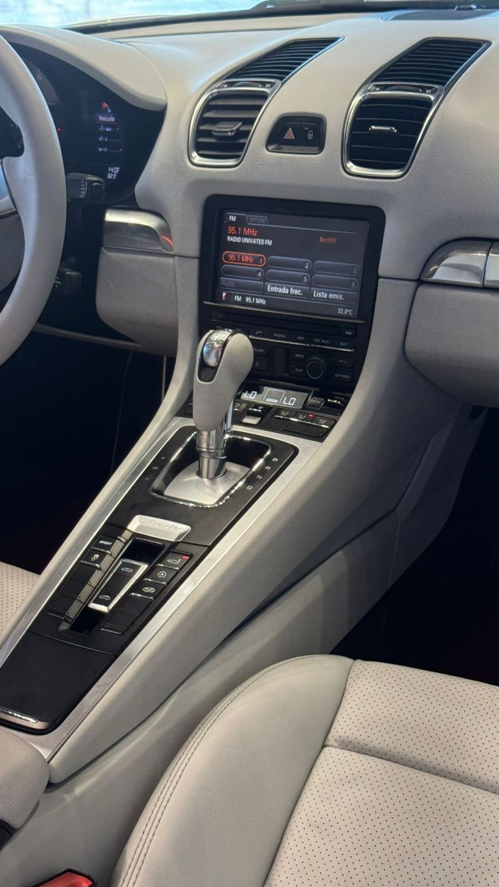 Foto número 335918 do veiculo