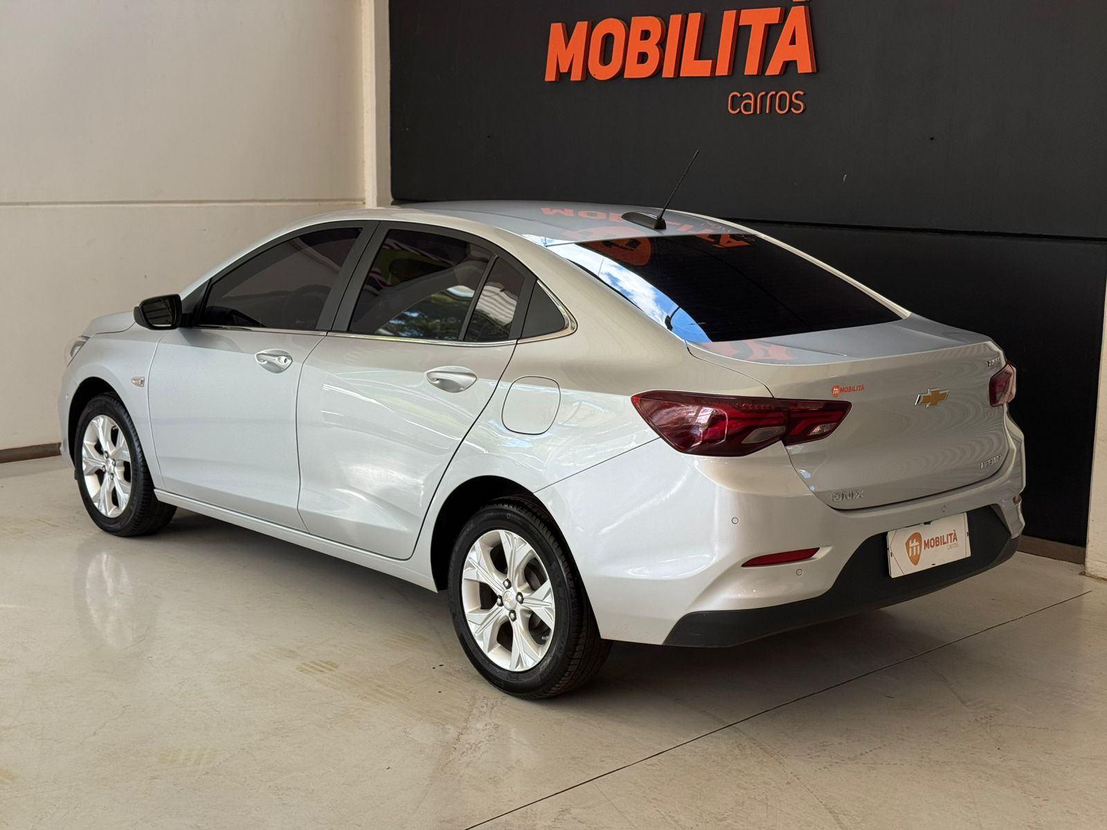 Foto número 368068 do veiculo