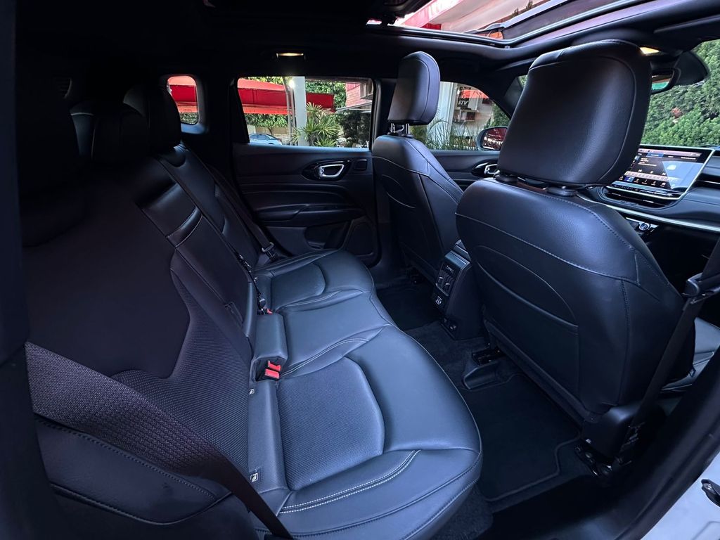 Foto número 354038 do veiculo