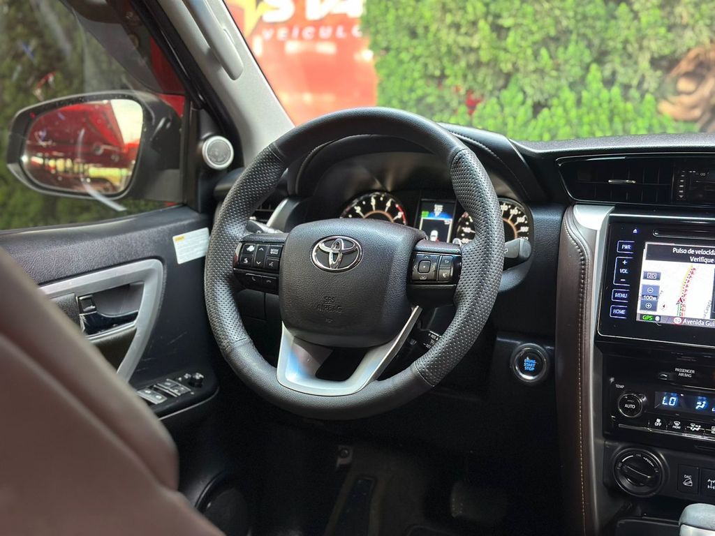 Foto número 349992 do veiculo