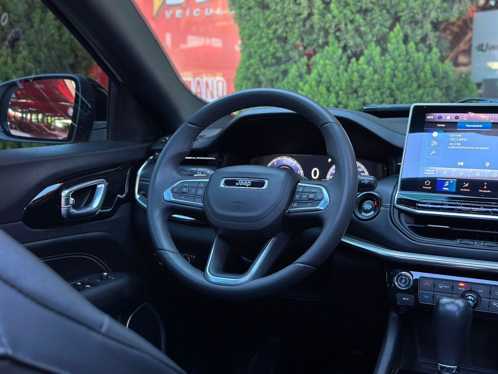 Foto número 354031 do veiculo