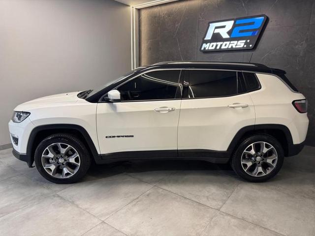 Foto número 360476 do veiculo