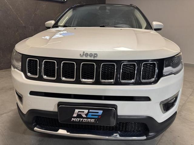 Foto número 360477 do veiculo