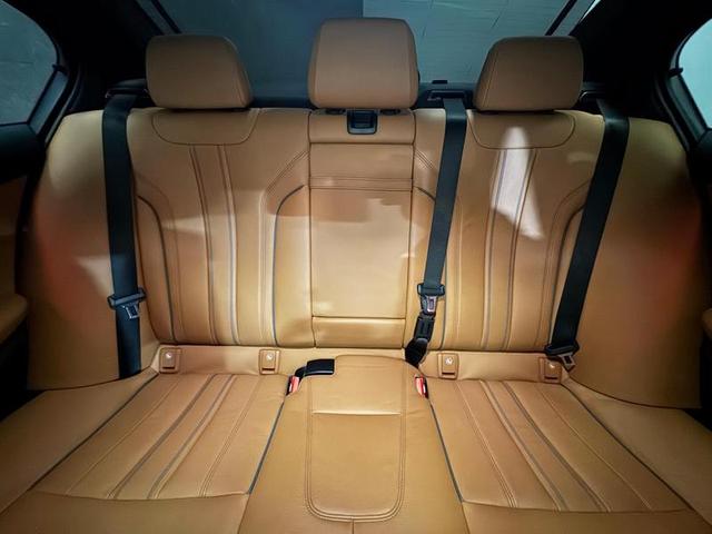 Foto número 363399 do veiculo