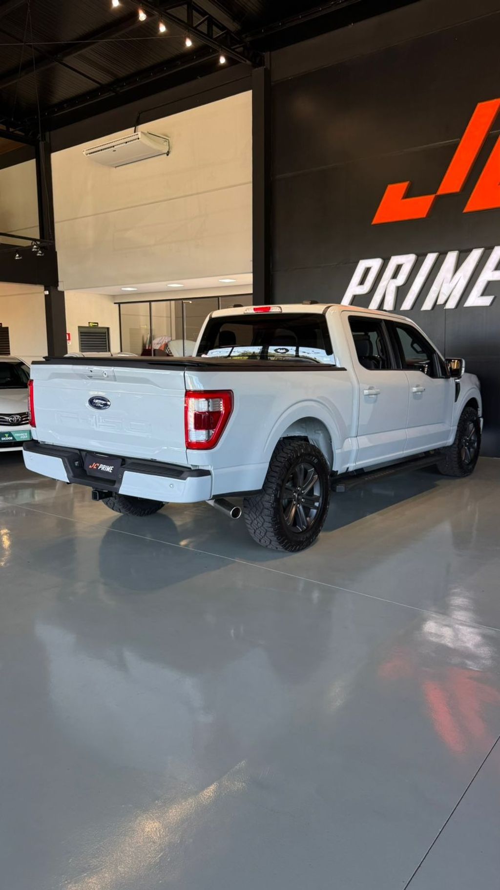 Foto número 352110 do veiculo