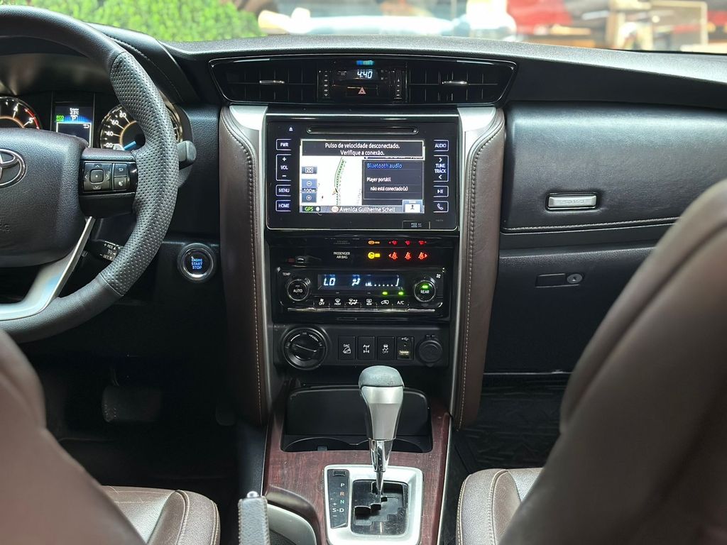 Foto número 349993 do veiculo