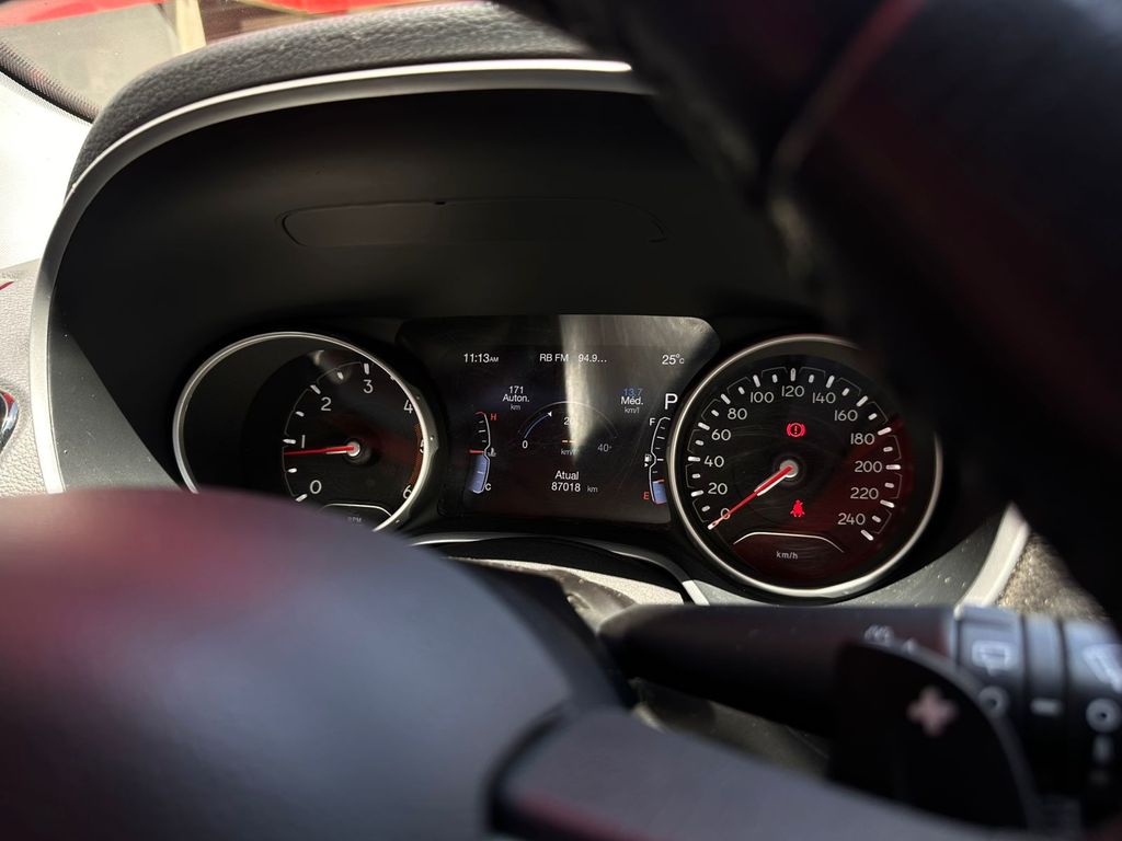 Foto número 392267 do veiculo