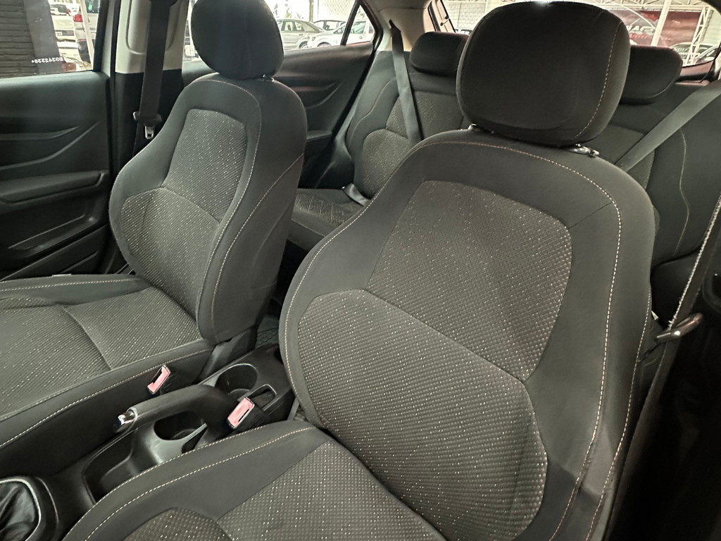 Foto número 384938 do veiculo