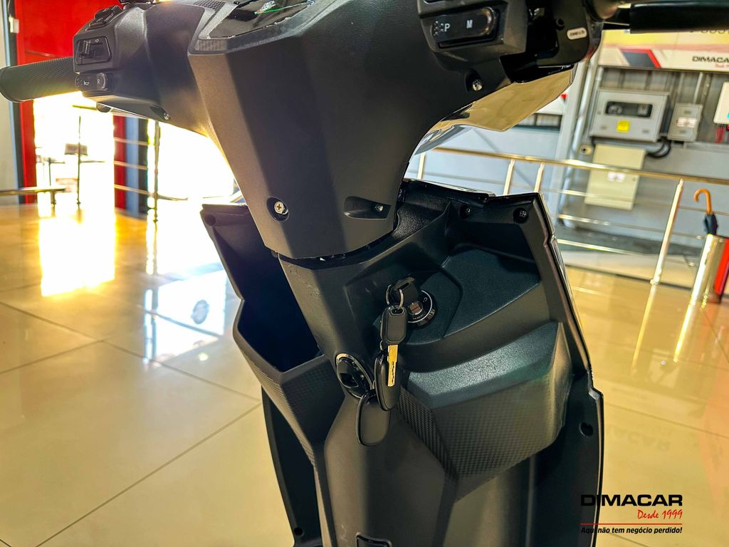 Foto número 372915 do veiculo