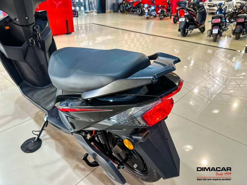 Foto número 372920 do veiculo