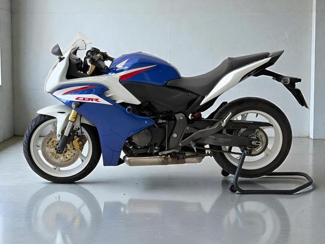 Foto número 387388 do veiculo