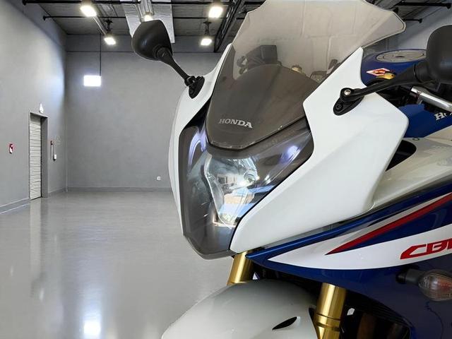 Foto número 387394 do veiculo