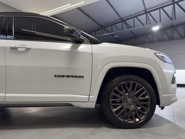 Foto número 393506 do veiculo