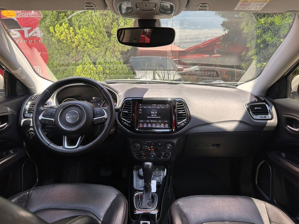 Foto número 392265 do veiculo