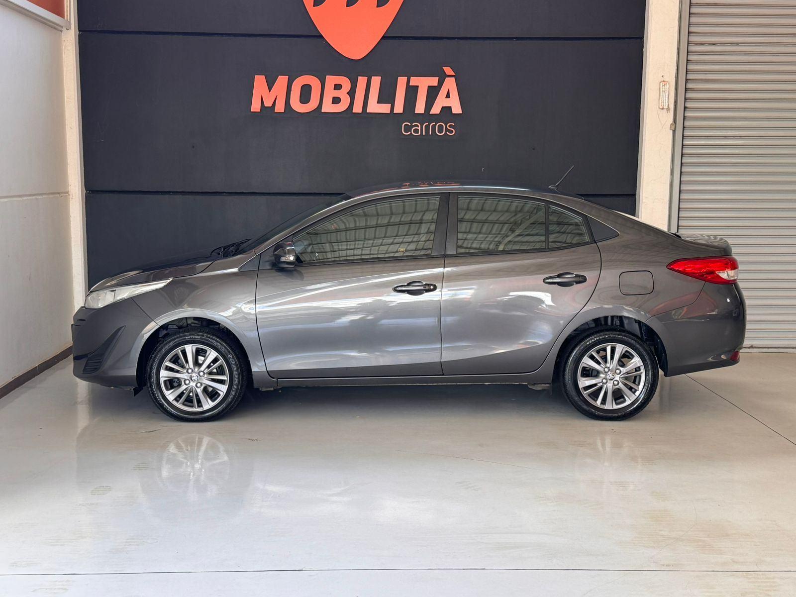 Foto número 380745 do veiculo