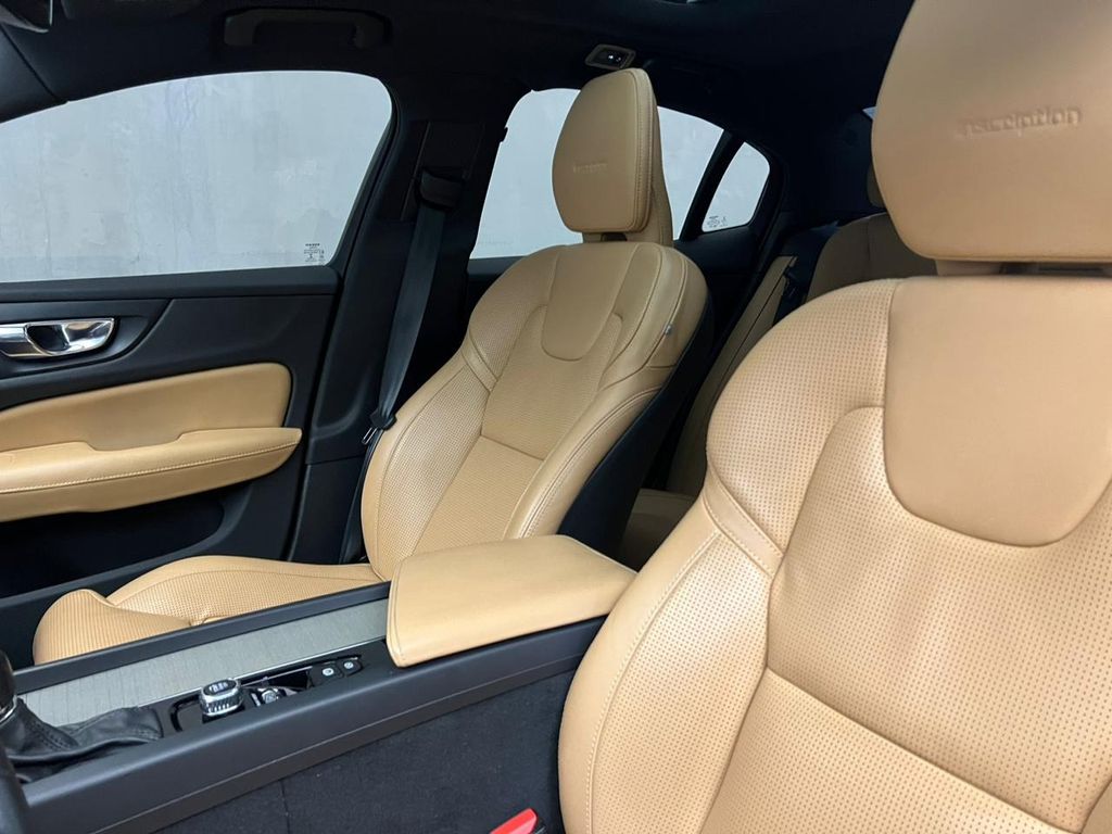 Foto número 382968 do veiculo