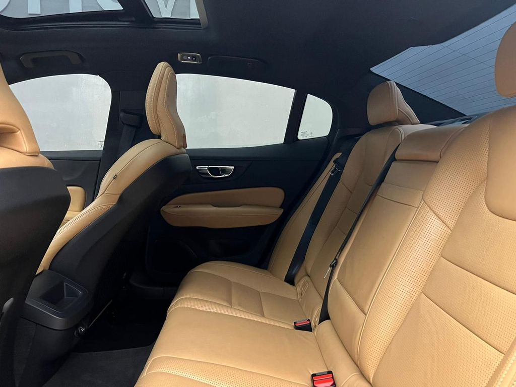 Foto número 382970 do veiculo