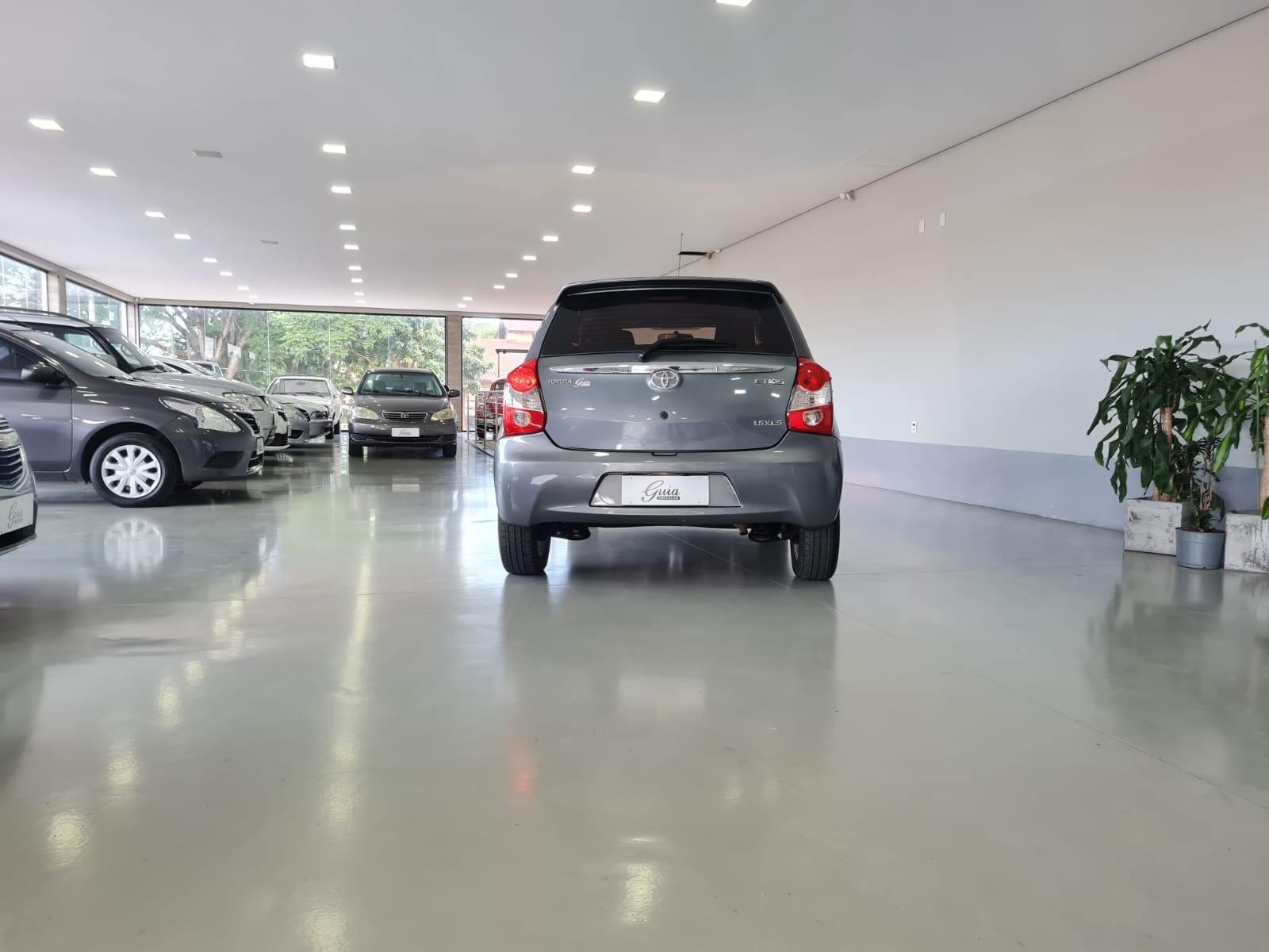 Foto número 396356 do veiculo