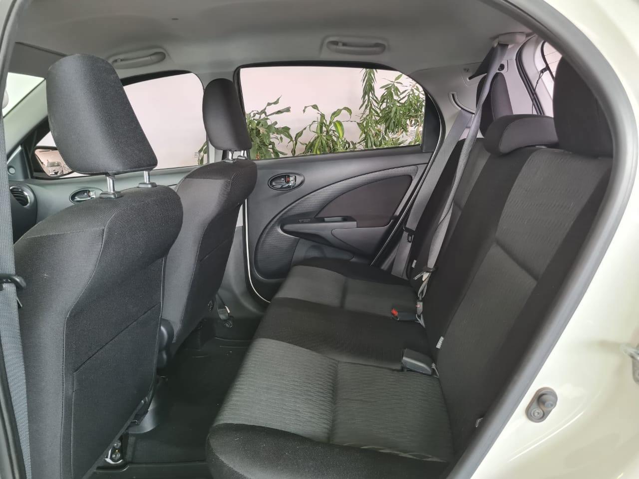 Foto número 420413 do veiculo