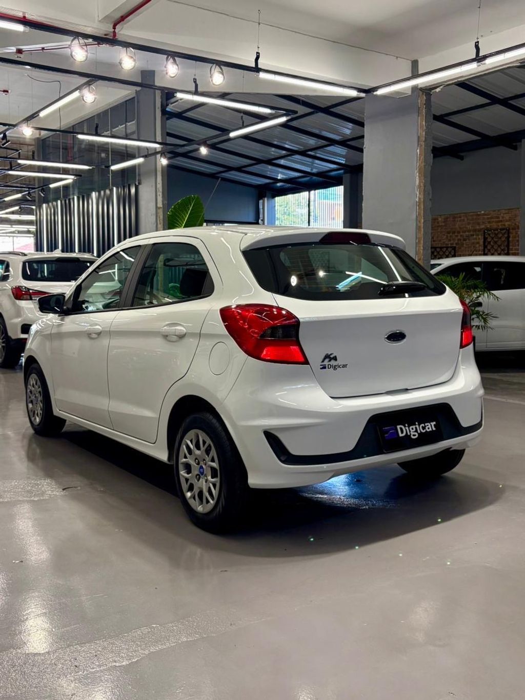 Foto número 417710 do veiculo