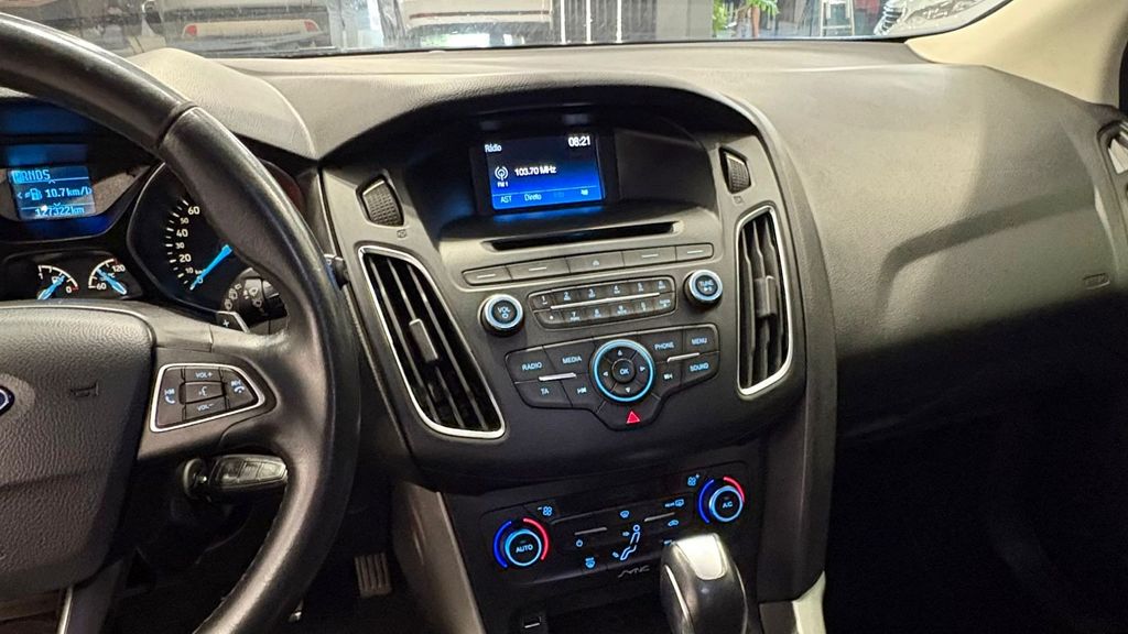 Foto número 414423 do veiculo