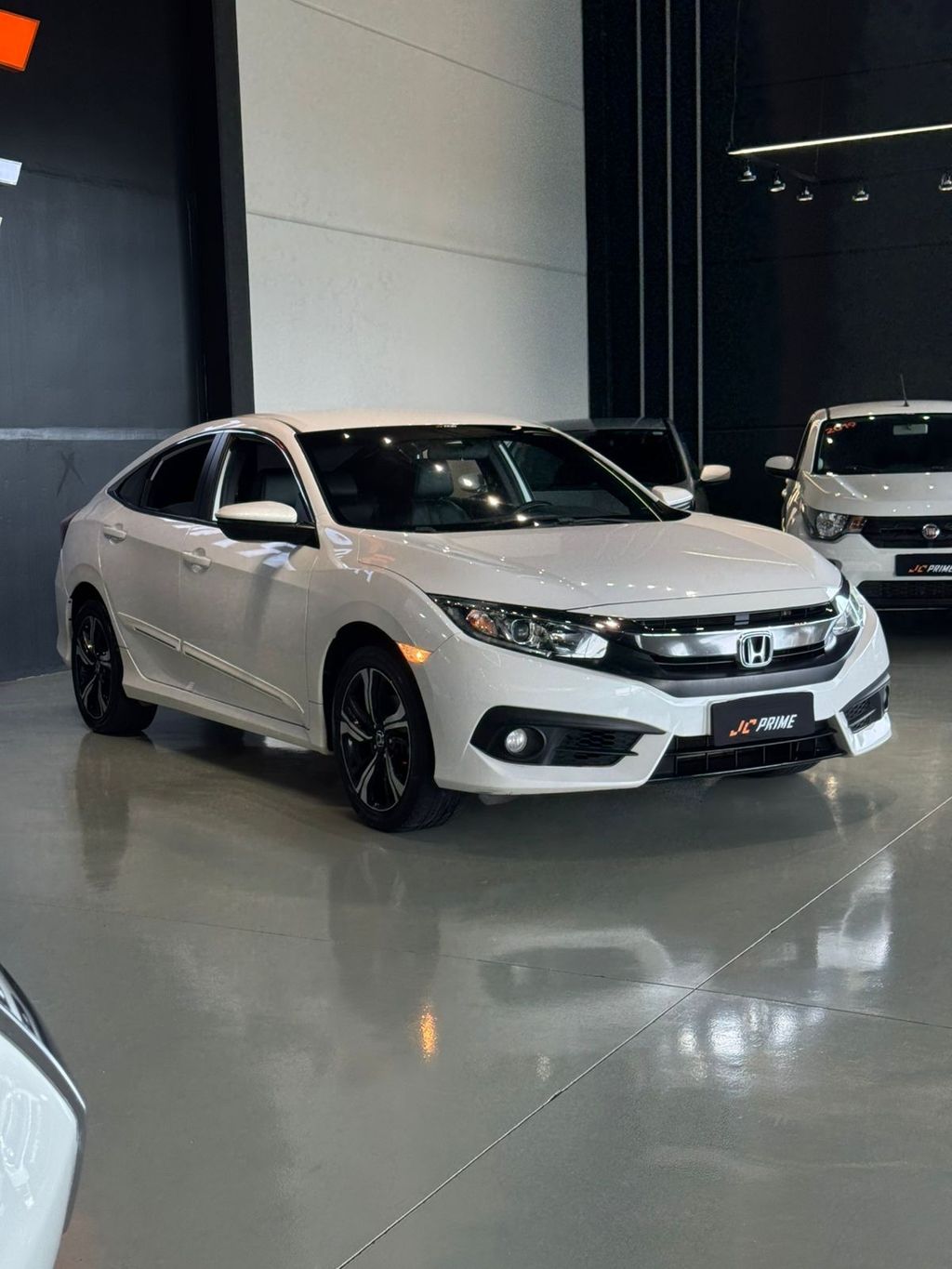 Foto número 414380 do veiculo