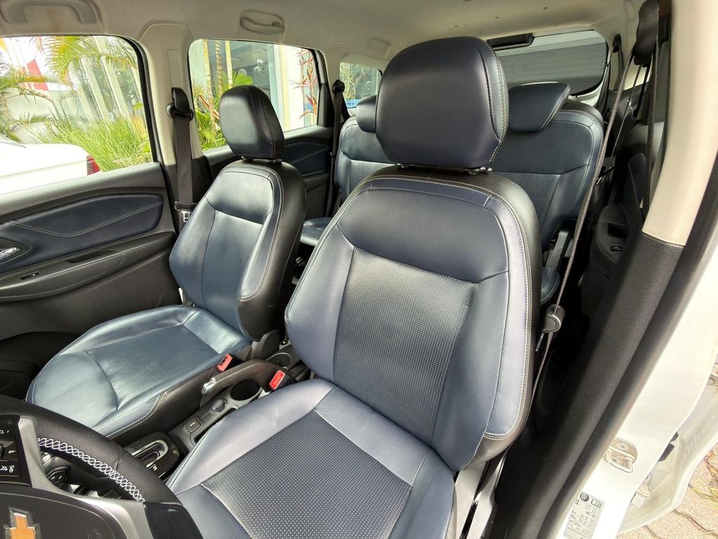 Foto número 418594 do veiculo