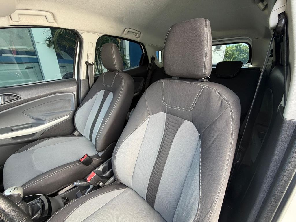 Foto número 413035 do veiculo