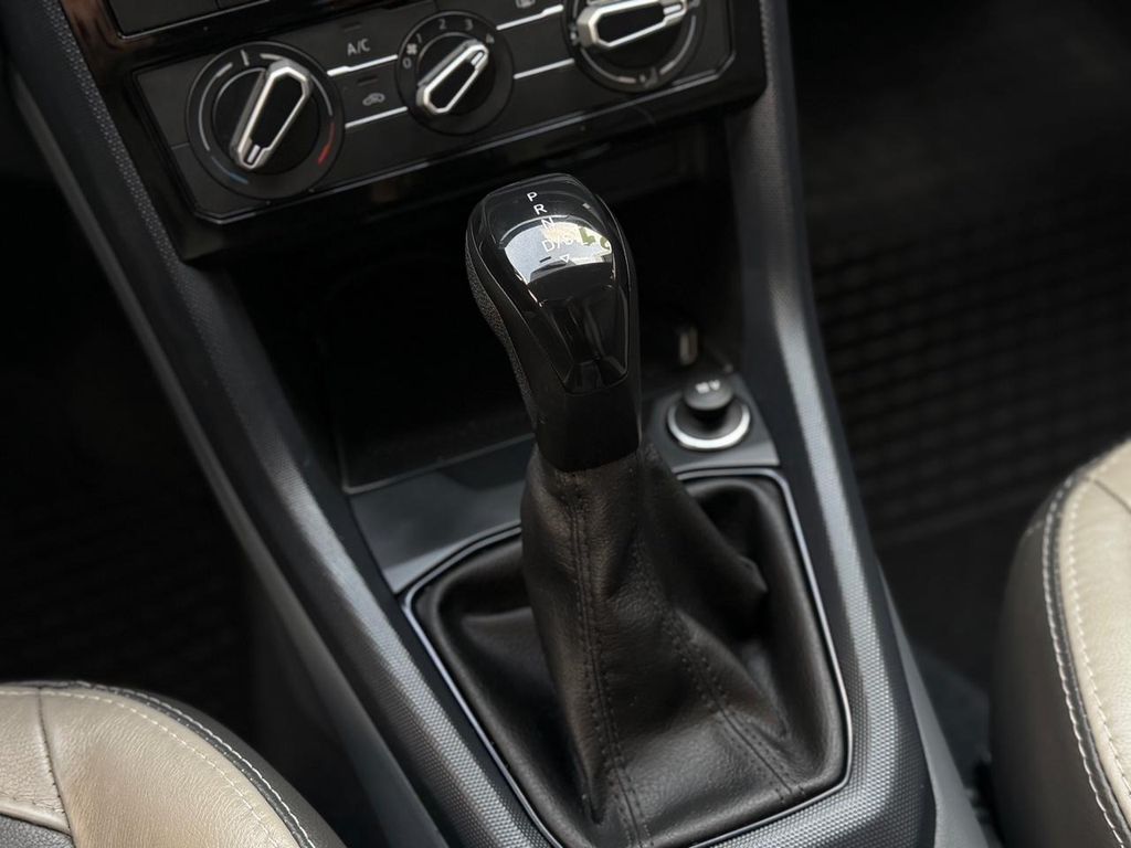 Foto número 417045 do veiculo