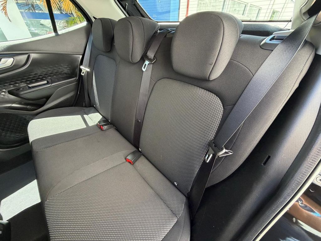 Foto número 407715 do veiculo