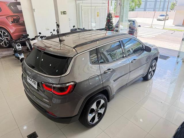 Foto número 401938 do veiculo