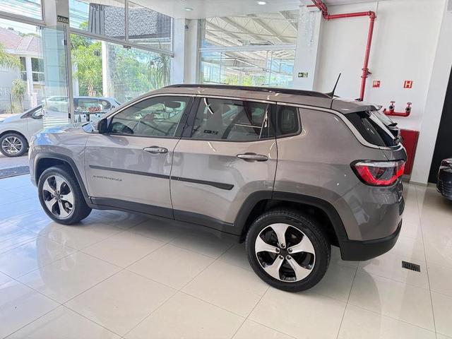 Foto número 401940 do veiculo