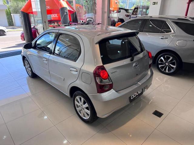 Foto número 401570 do veiculo