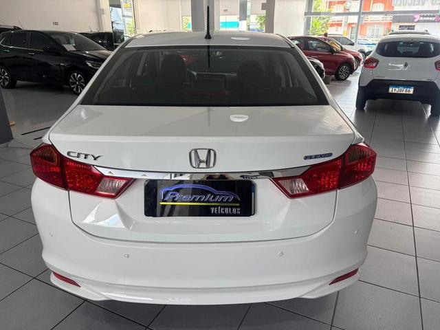 Foto número 414944 do veiculo