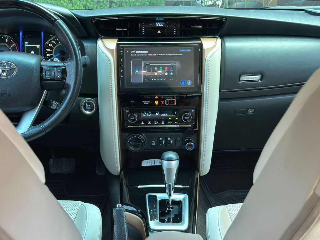 Foto número 415652 do veiculo