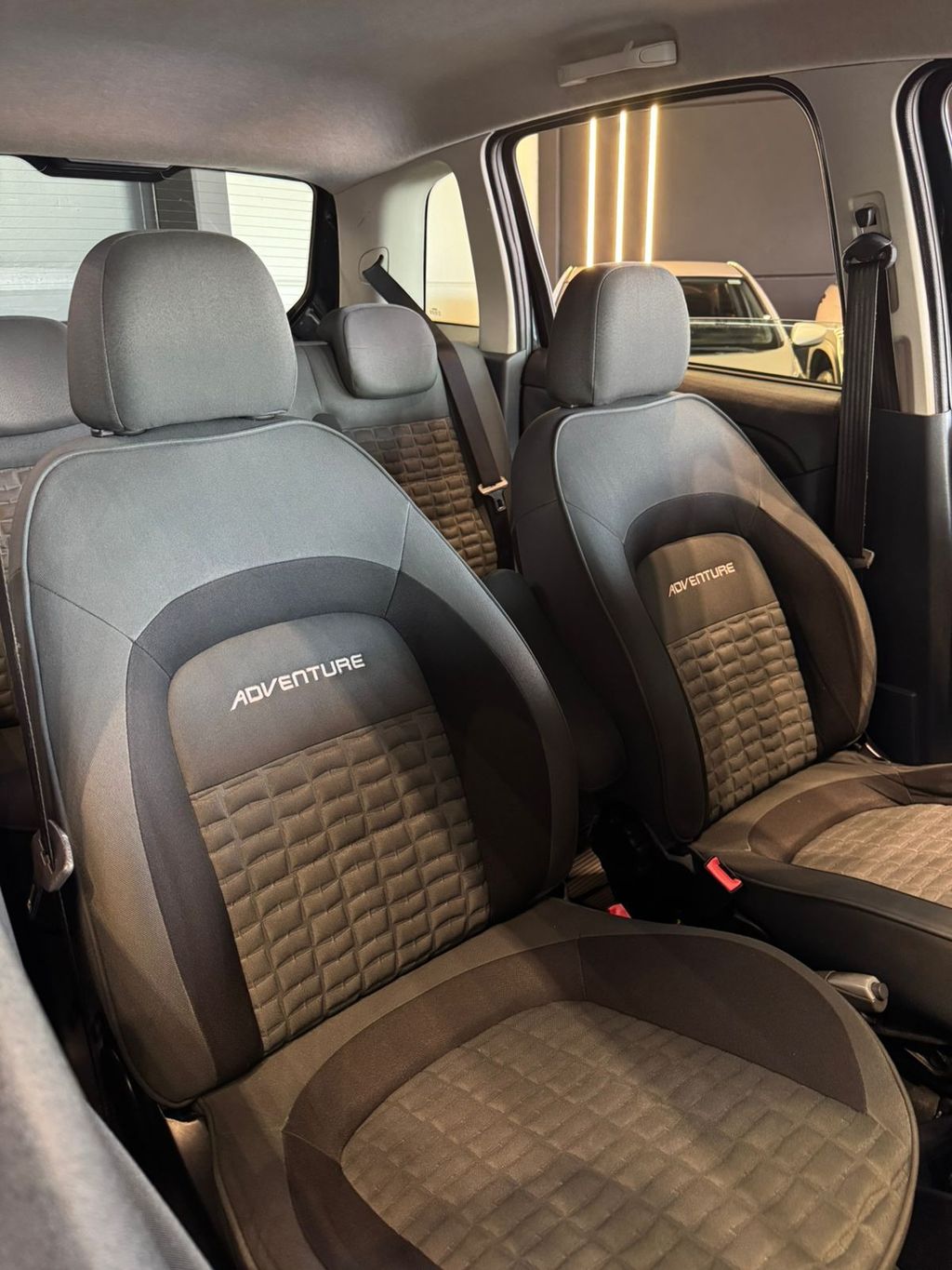 Foto número 412342 do veiculo