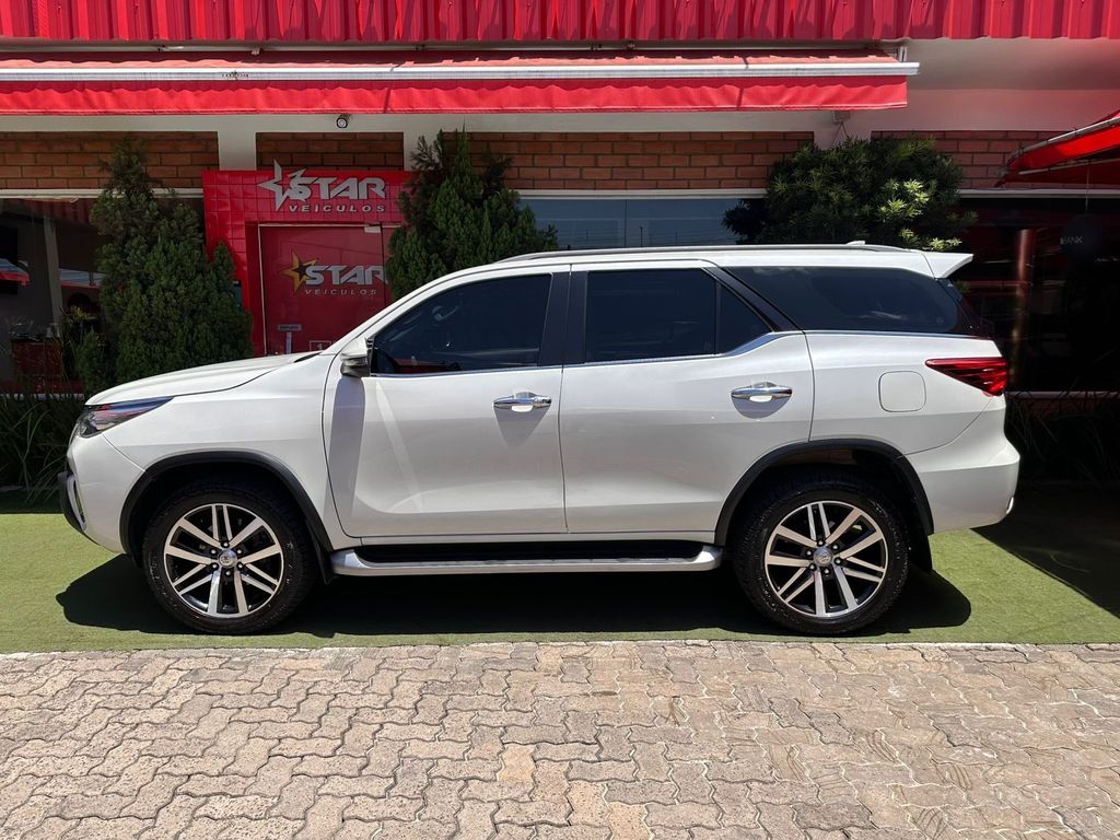 Foto número 415655 do veiculo