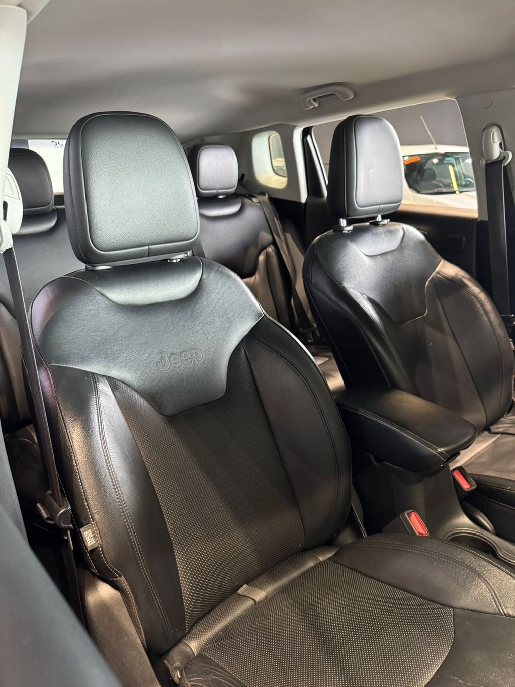 Foto número 415159 do veiculo