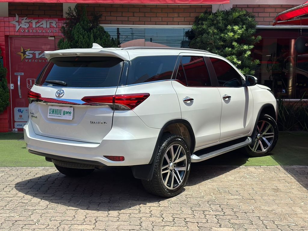 Foto número 415649 do veiculo