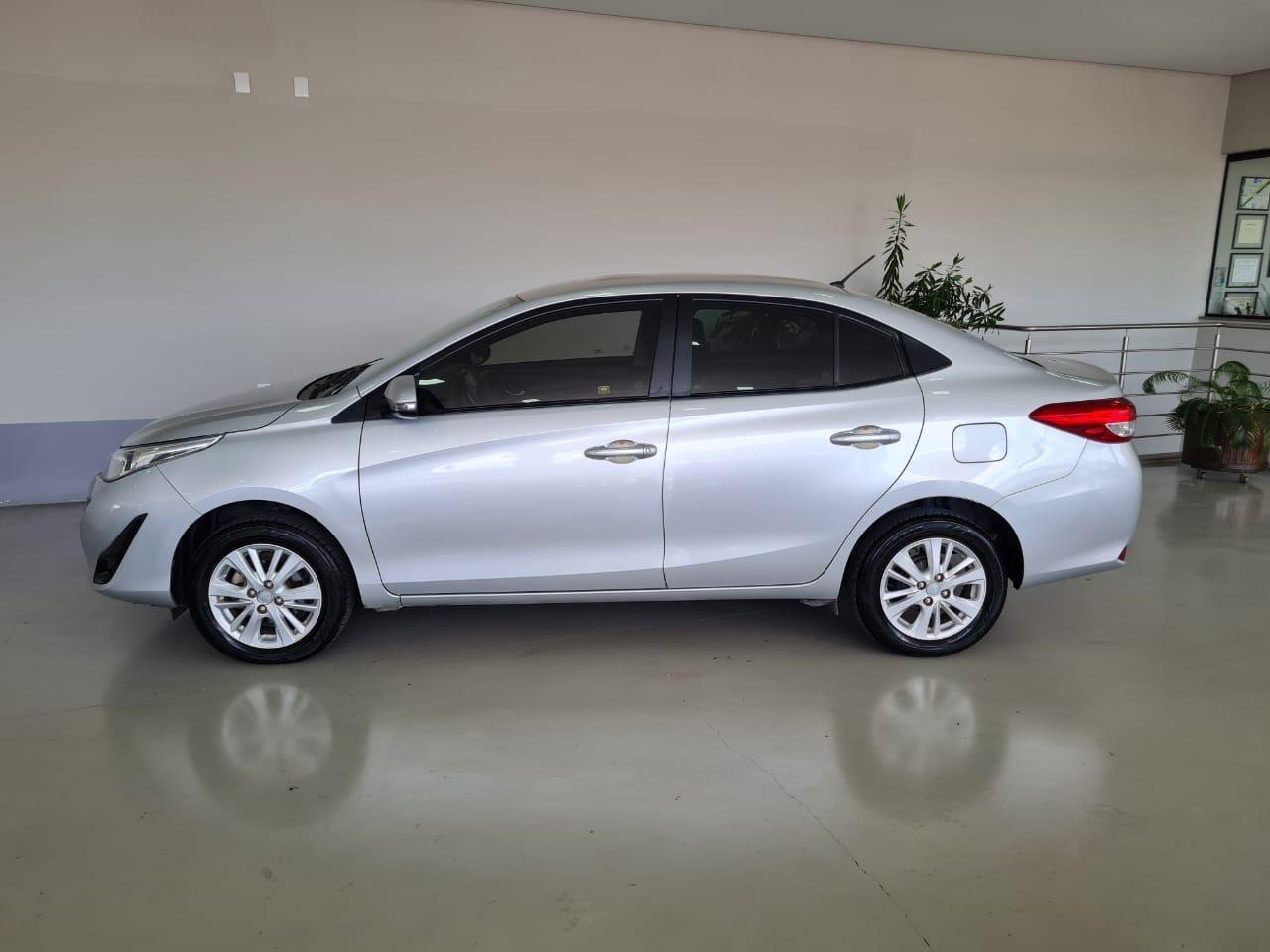 Foto número 420398 do veiculo