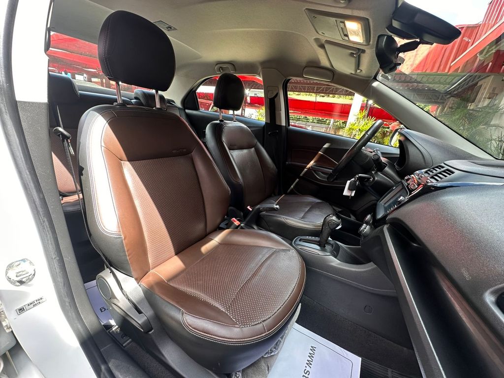 Foto número 419991 do veiculo