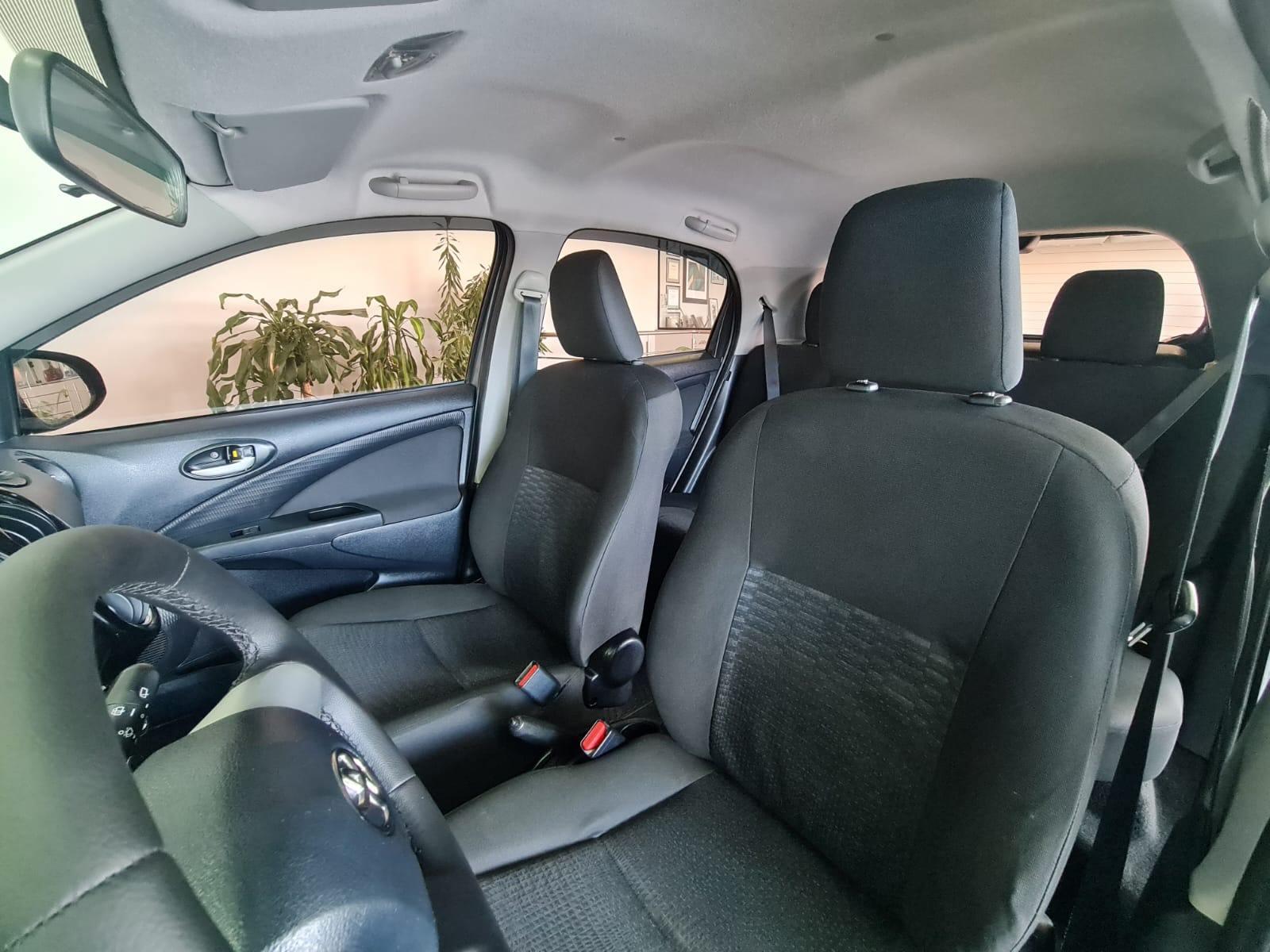 Foto número 396349 do veiculo