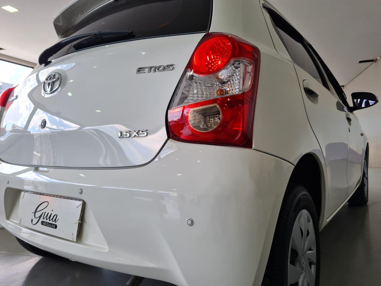 Foto número 420415 do veiculo