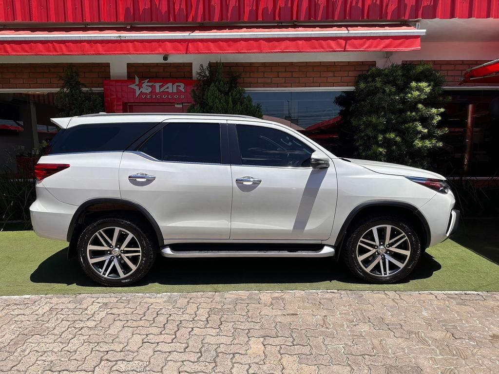 Foto número 415654 do veiculo